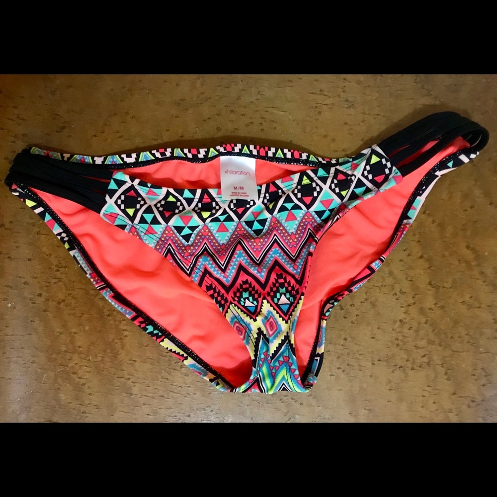 xhilaration medium swimsuit bottom